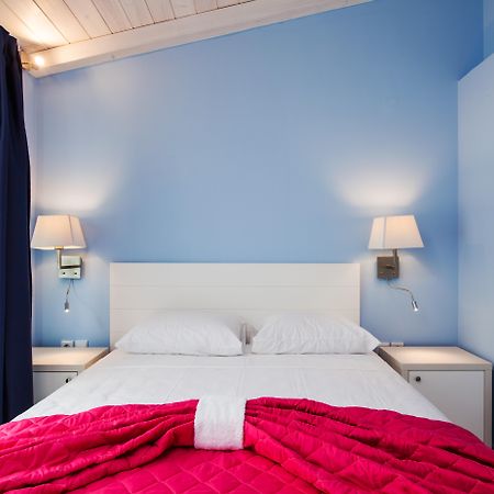 Elpiniki Luxury Apartments ネア・ポティダイア エクステリア 写真