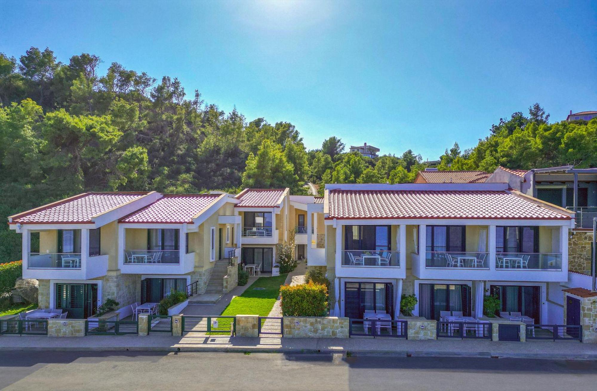 Elpiniki Luxury Apartments ネア・ポティダイア エクステリア 写真