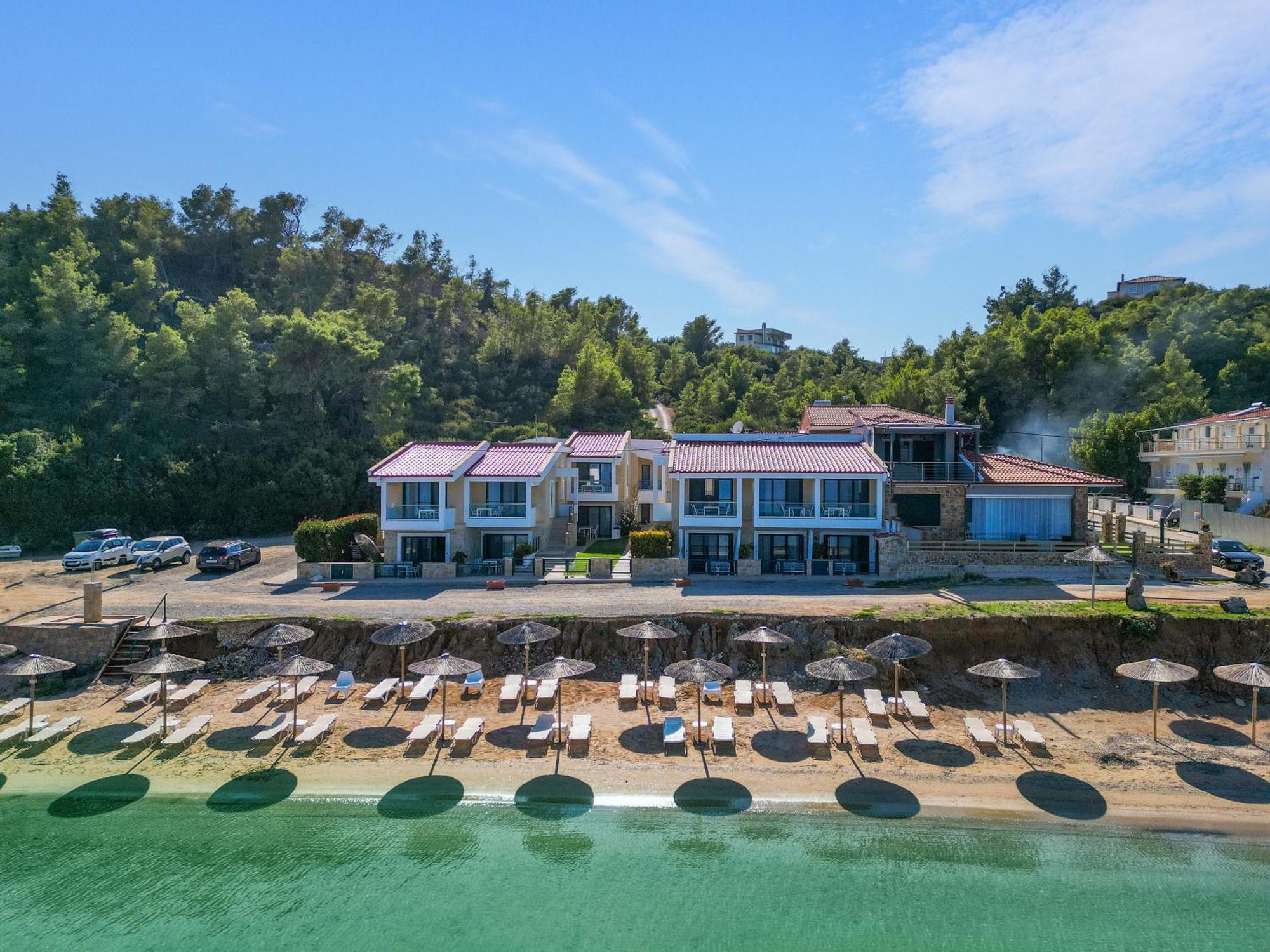 Elpiniki Luxury Apartments ネア・ポティダイア エクステリア 写真